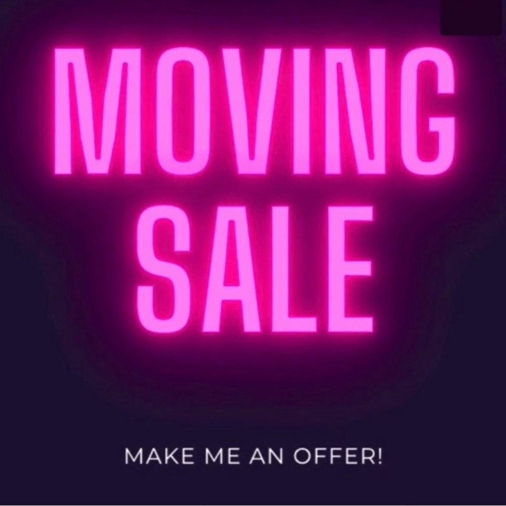 Moving sale everything must go! Make me an offer or bundle!!!! Discount $10-25